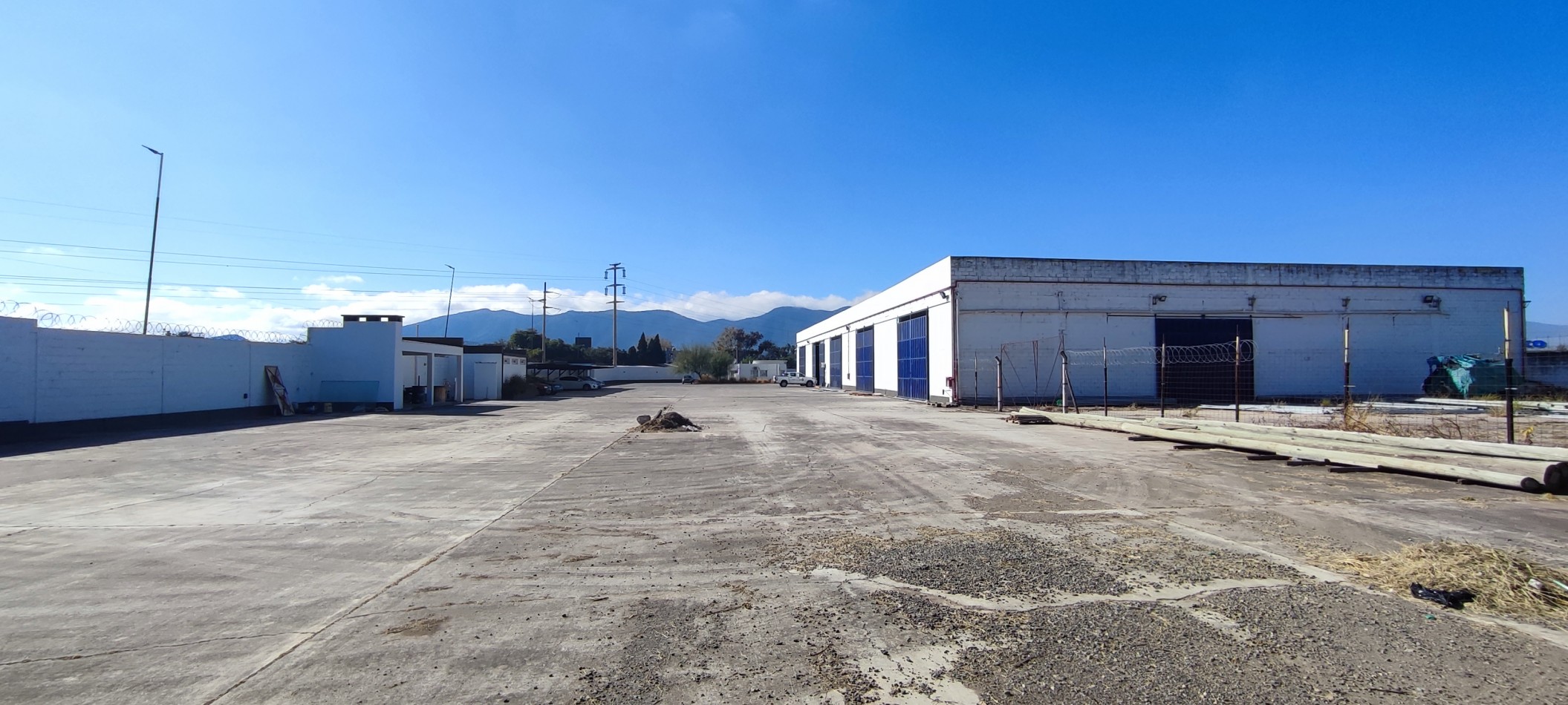 Centro Logistico, Comercial y Oficinas en Venta [SER DUEÑO]