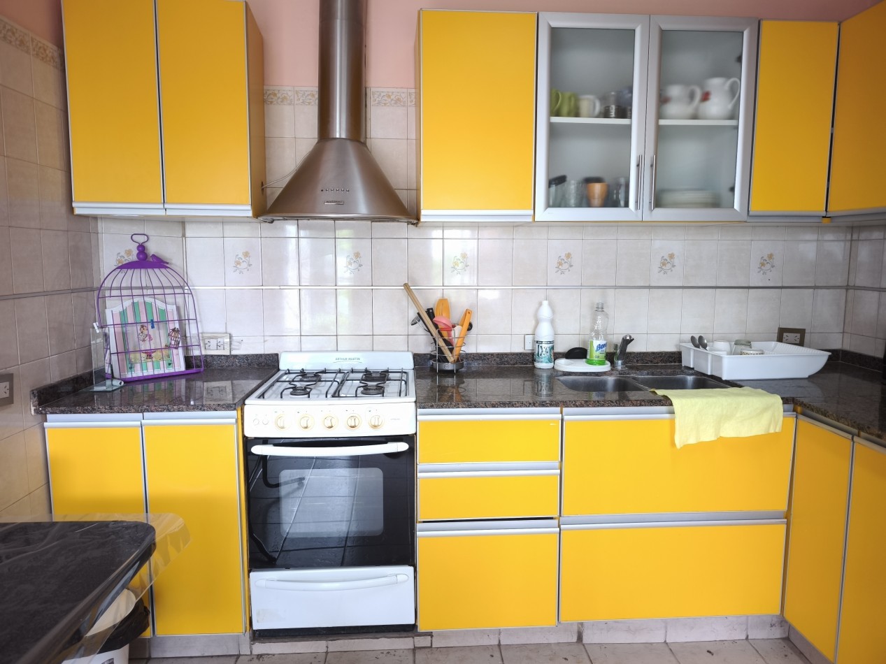 Casa 4 dormitorios en Barrio Jardin [SER DUEÑO]