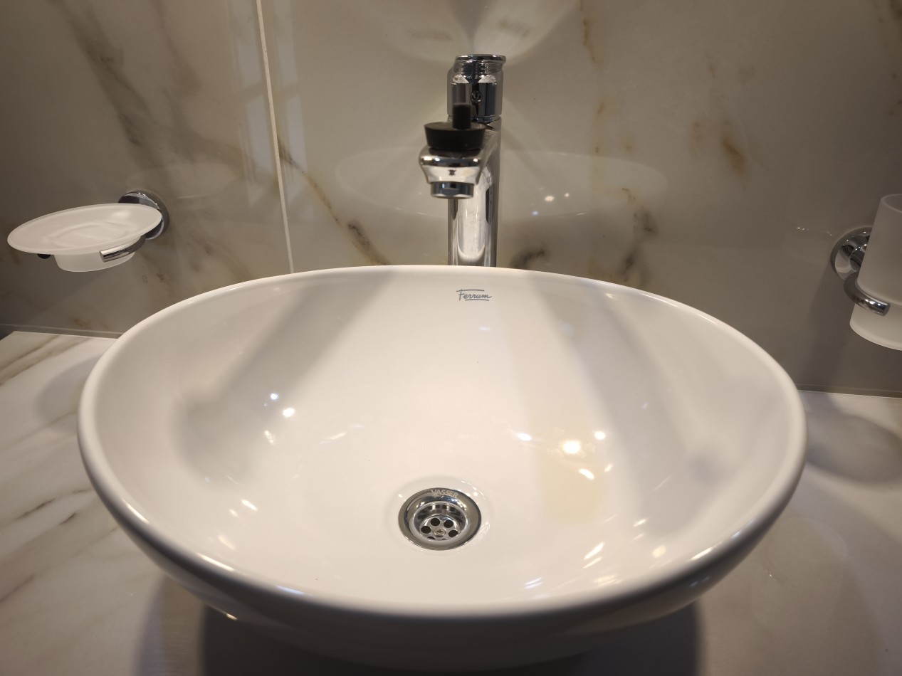 Casa 4 dormitorios en Barrio Jardin [SER DUEÑO]