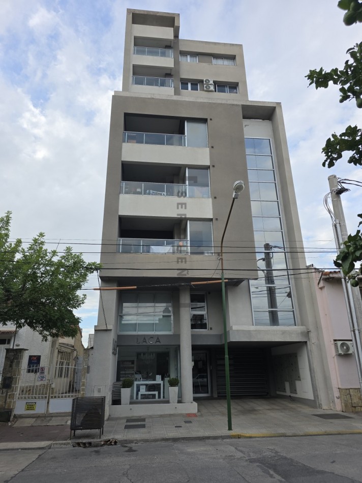 Departamento 2 dormitorios con cochera O Higgins y Dean Funes [SER DUEÑO]