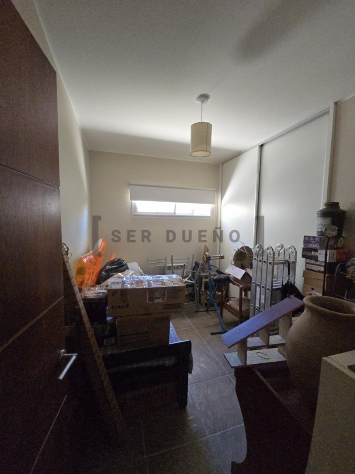 Casa 3 dormitorios en Club de Campo Valle Escondido [SER DUEÑO]