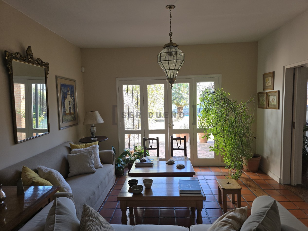 Casa 3 dormitorios Barrio Grand Bourg [SER DUEÑO]