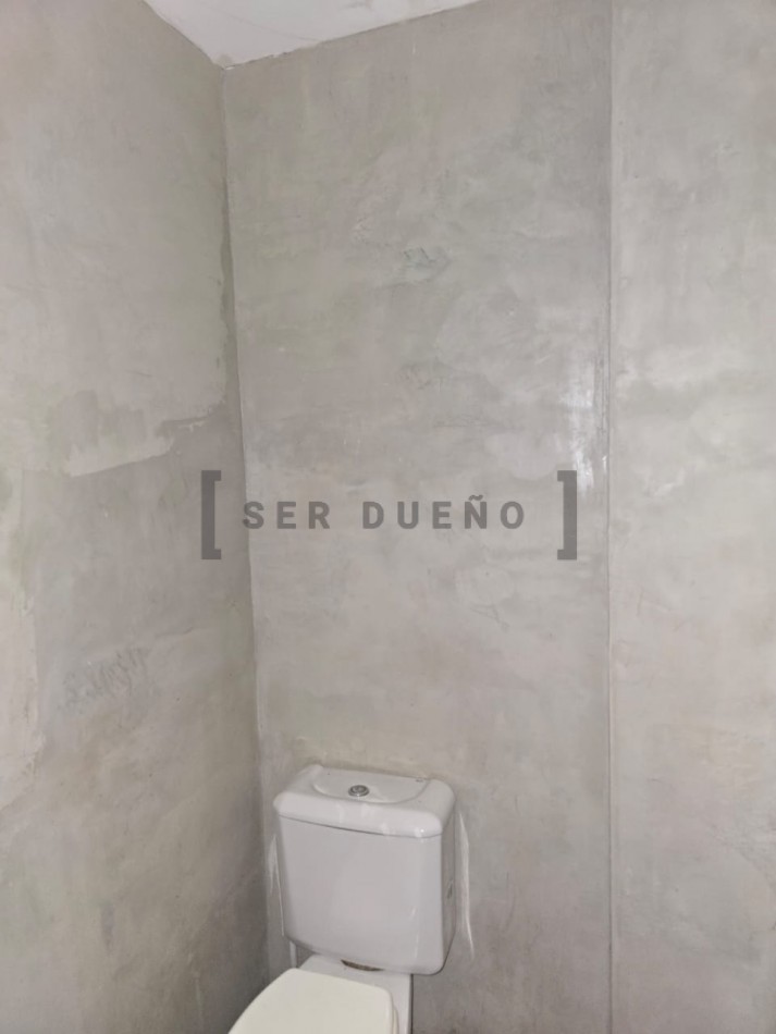 Venta Local Comercial a la Calle Guemes 1649 [SER DUEÑO]