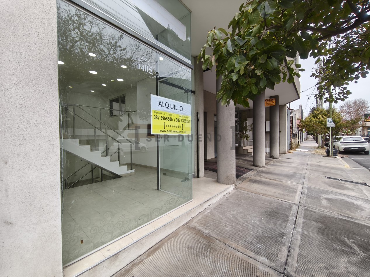 Alquiler Local Comercial Leguizamon 1400 con cochera [SER DUEÑO]