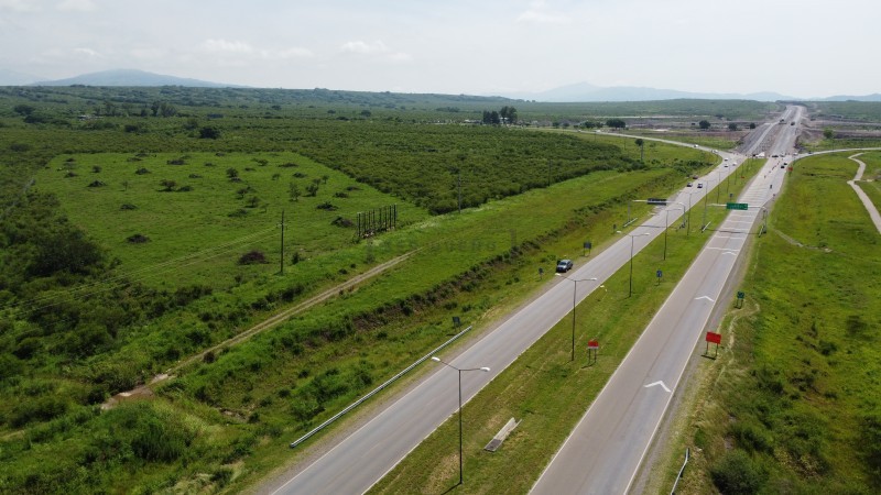 15.000 m2 sobre Avenida de Circunvalacion Oeste [ SER DUEÑO ]