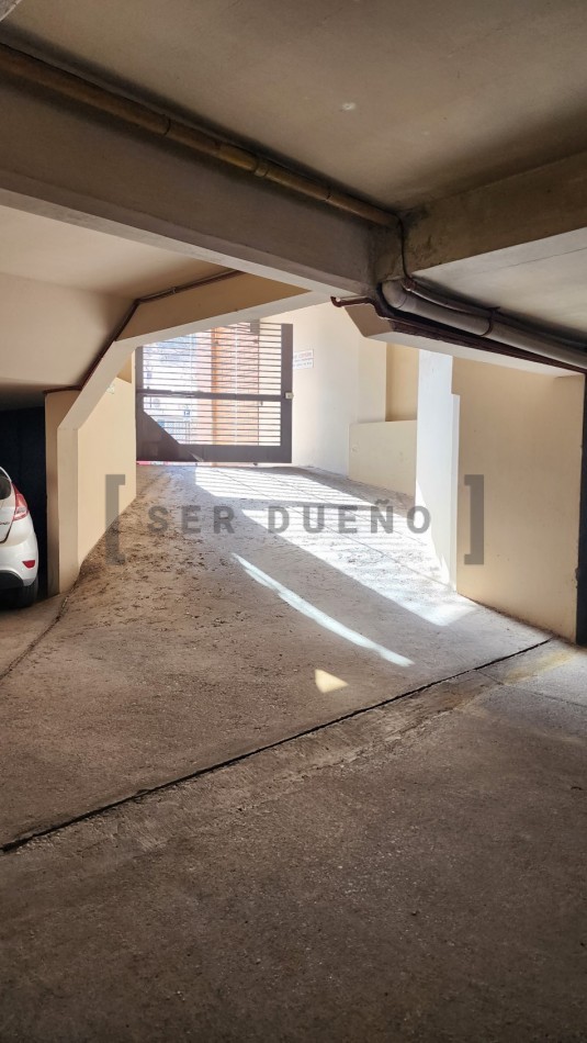 Departamento en alquiler en 25 de Mayo 630 3er piso frente con balcon y cochera