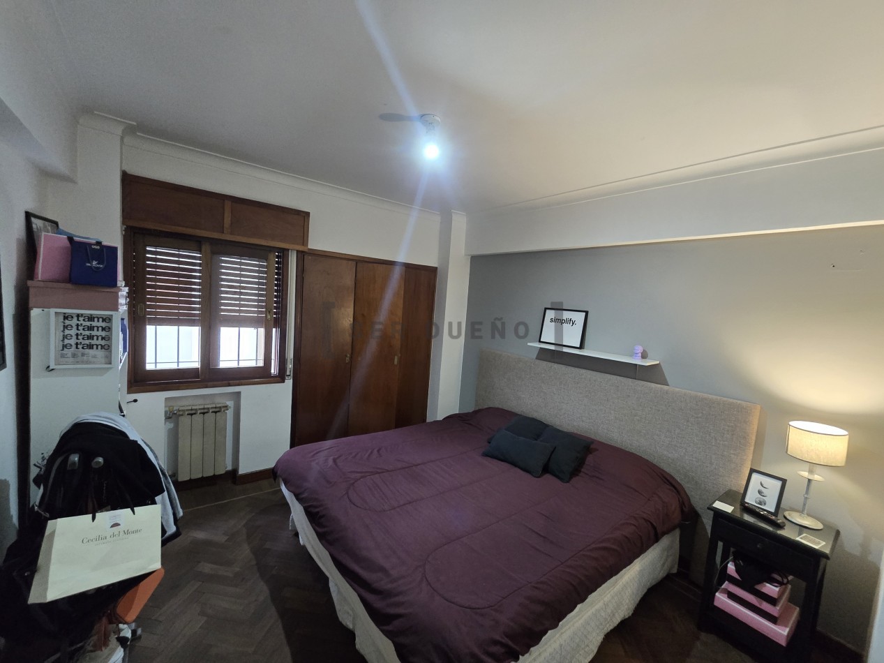 Venta Departamento 4 dormitorios con cochera en Avenida Belgrano [ SER DUEÑO ]