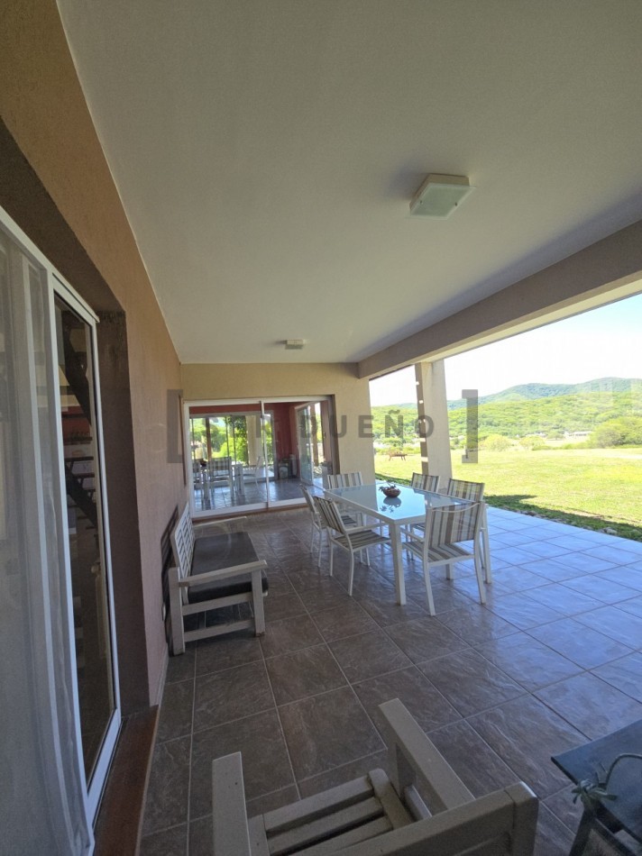 Casa 3 dormitorios en Club de Campo Valle Escondido [SER DUEÑO]