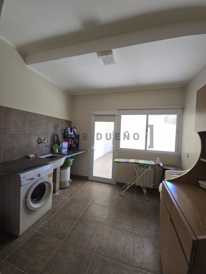 Casa 3 dormitorios en Club de Campo Valle Escondido [SER DUEÑO]