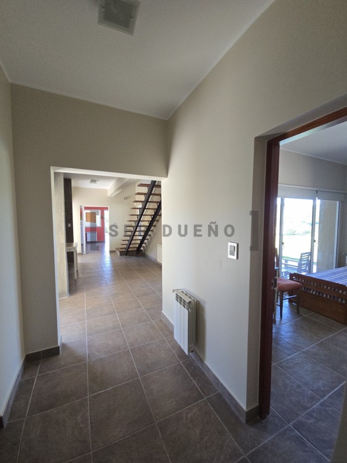 Casa 3 dormitorios en Club de Campo Valle Escondido [SER DUEÑO]