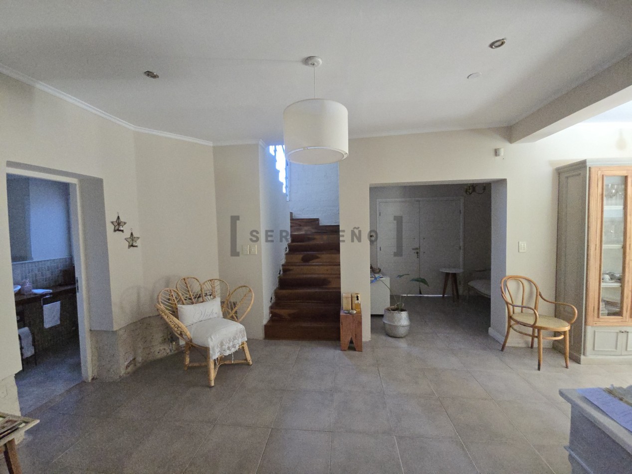 Casa en Castellanos 4 dormitorios [SER DUEÑO]