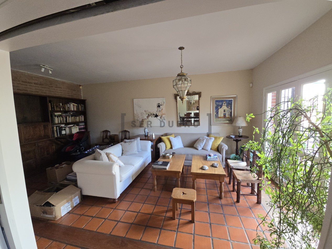 Casa 3 dormitorios Barrio Grand Bourg [SER DUEÑO]