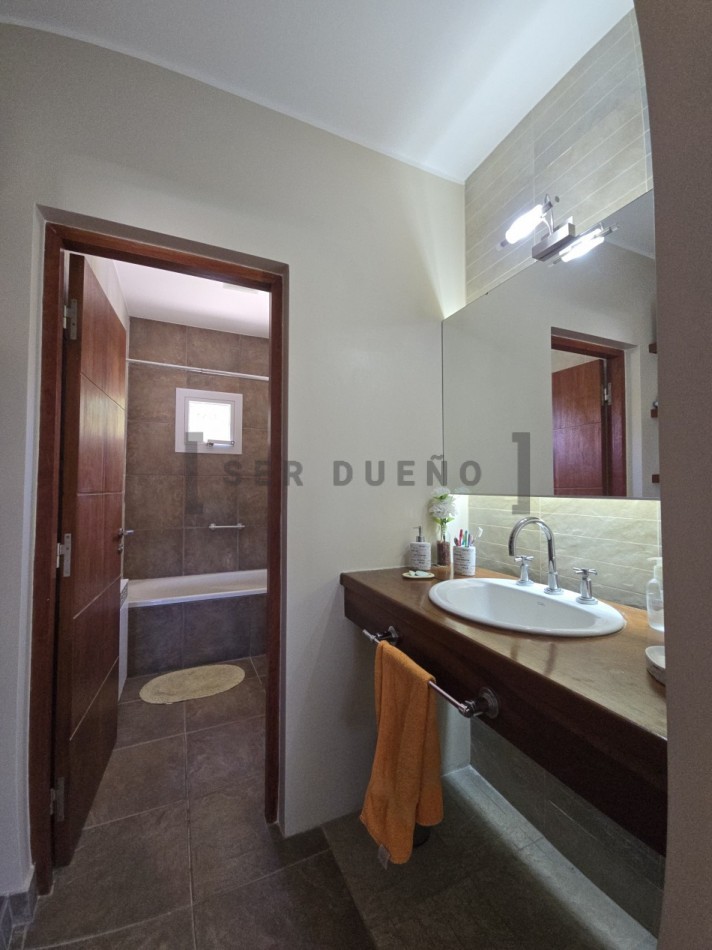 Casa 3 dormitorios en Club de Campo Valle Escondido [SER DUEÑO]