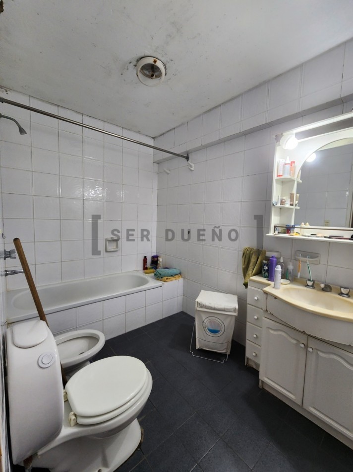 Departamento 4 dormitorios con cochera en Alquiler - 25 de Mayo 630 [SER DUEÑO]
