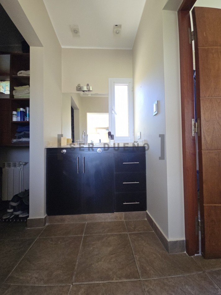 Casa 3 dormitorios en Club de Campo Valle Escondido [SER DUEÑO]