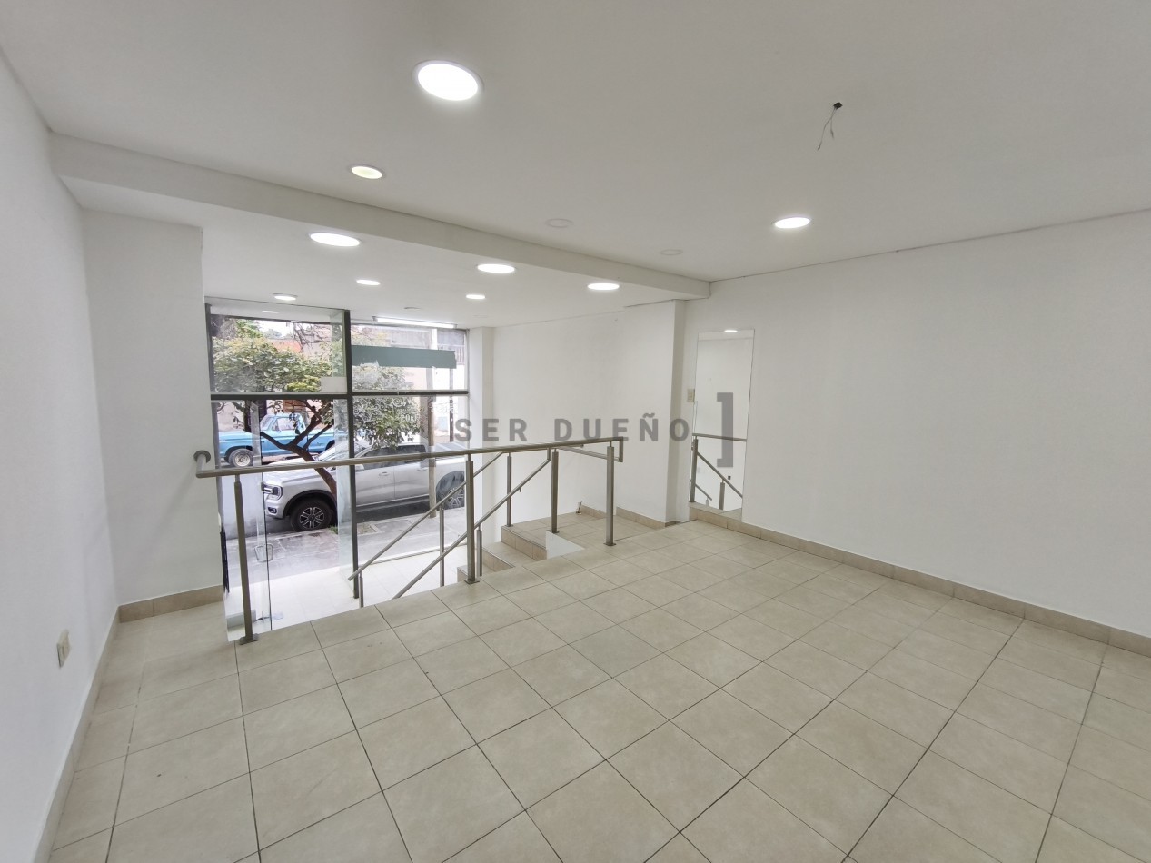 Alquiler Local Comercial Leguizamon 1400 con cochera [SER DUEÑO]