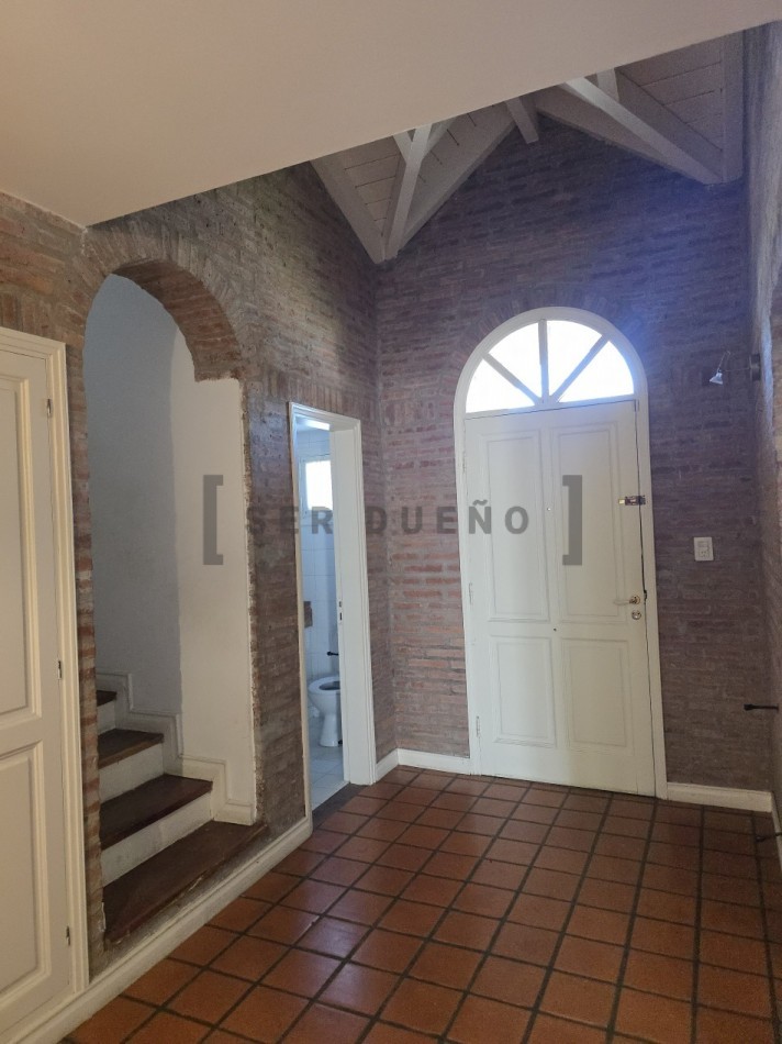 Casa 3 dormitorios Barrio Grand Bourg [SER DUEÑO]