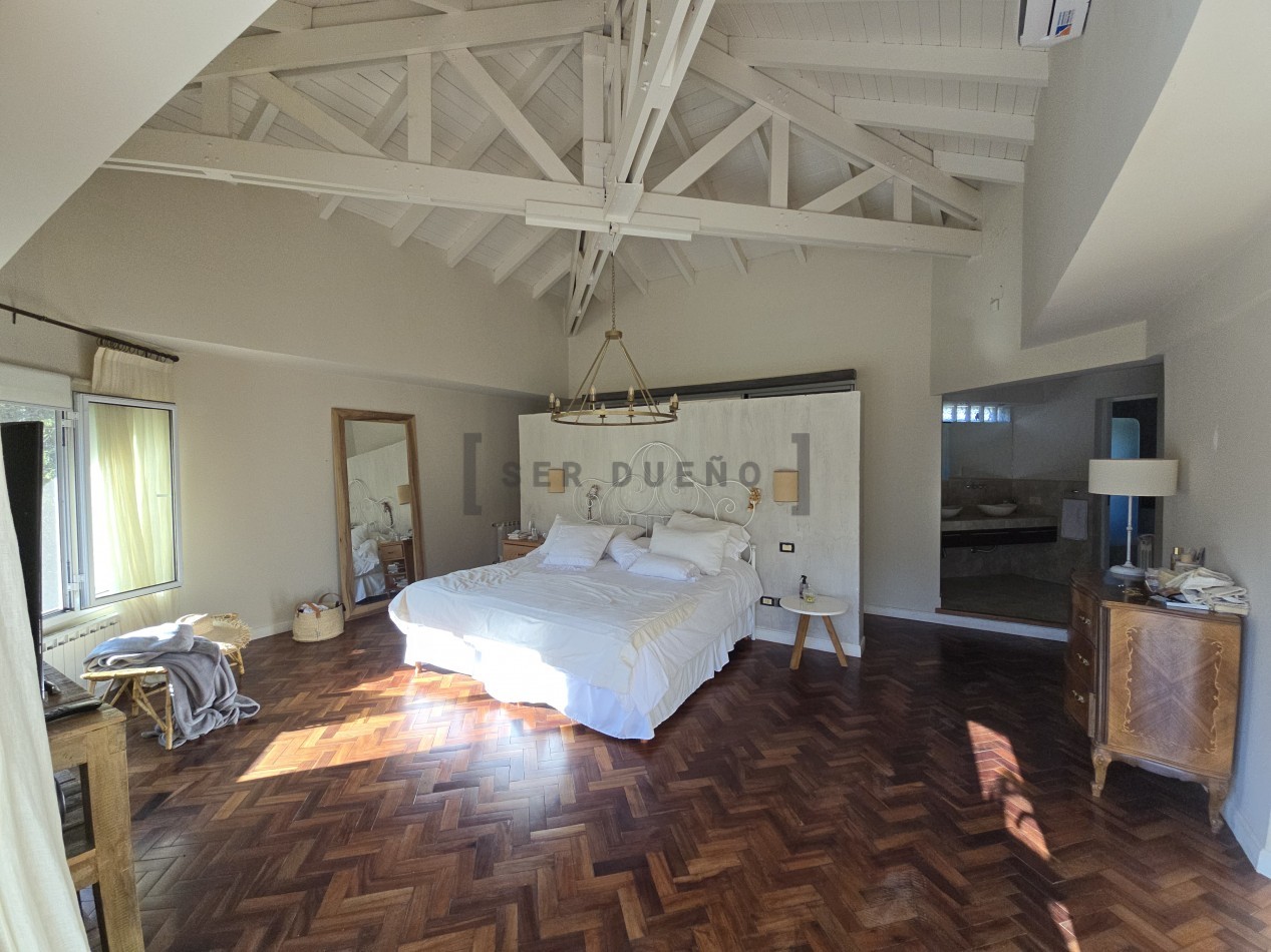Casa en Castellanos 4 dormitorios [SER DUEÑO]