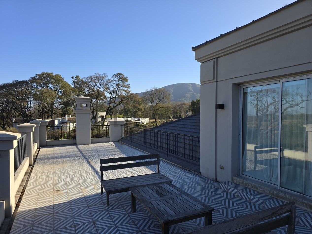 Casa en Venta Barrio Finca La Montaña de 4 dormitorios [SER DUEÑO]
