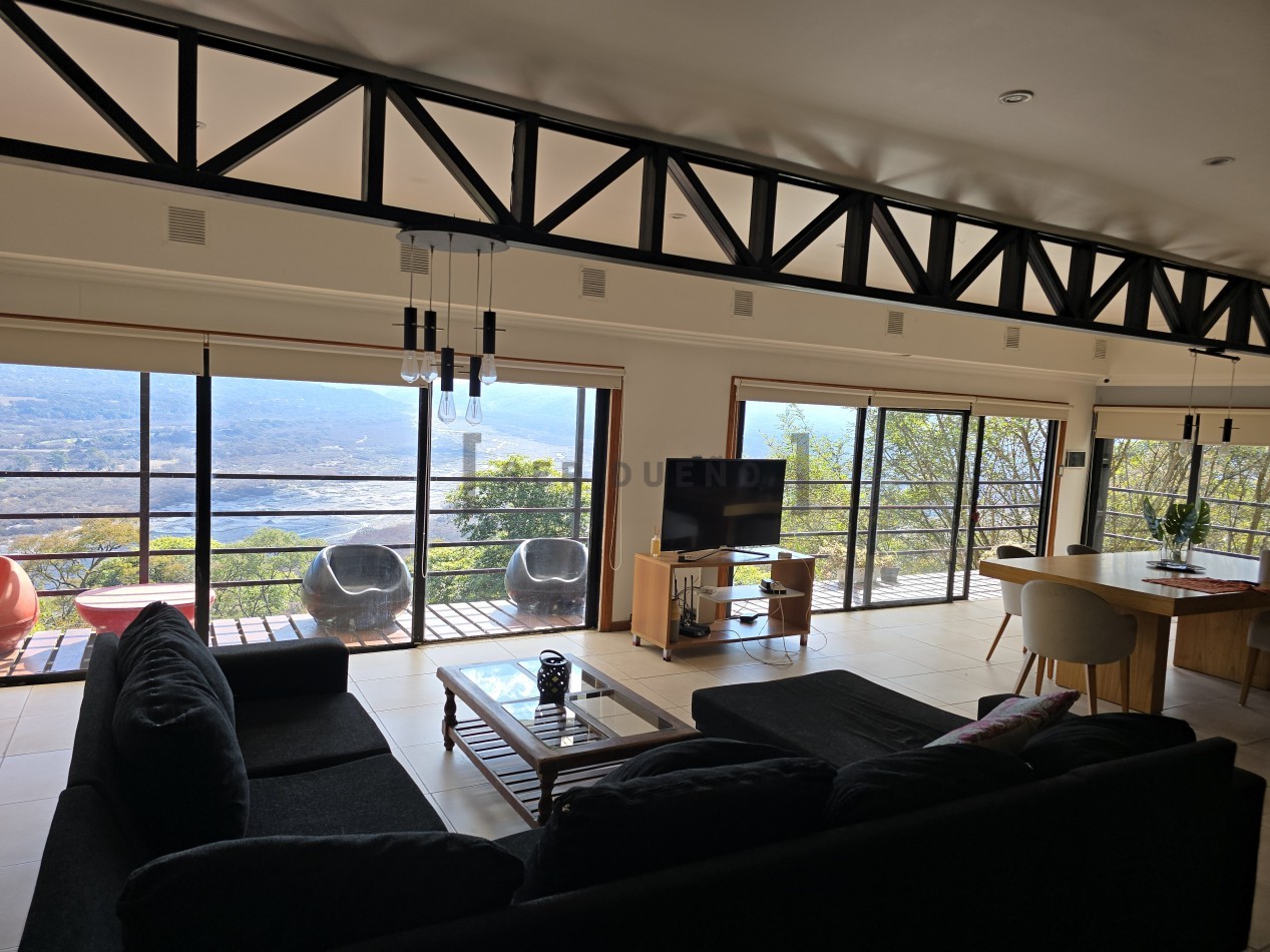Casa en Valle Hermoso [SER DUEÑO]