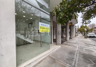 Alquiler Local Comercial Leguizamon 1400 con cochera [SER DUEÑO]